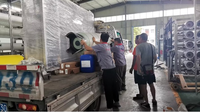 工業(yè)純凈水設備反滲透設備的工作原理