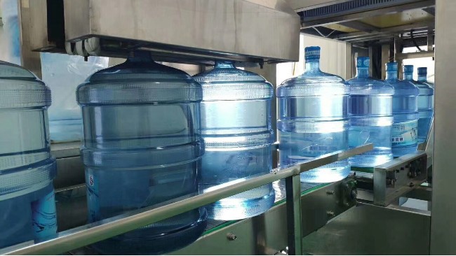 新開桶裝水廠需要辦理哪些證件？
