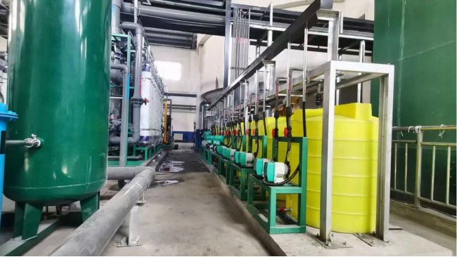 工業(yè)用反滲透純水機價格-35t反滲透水處理設(shè)備